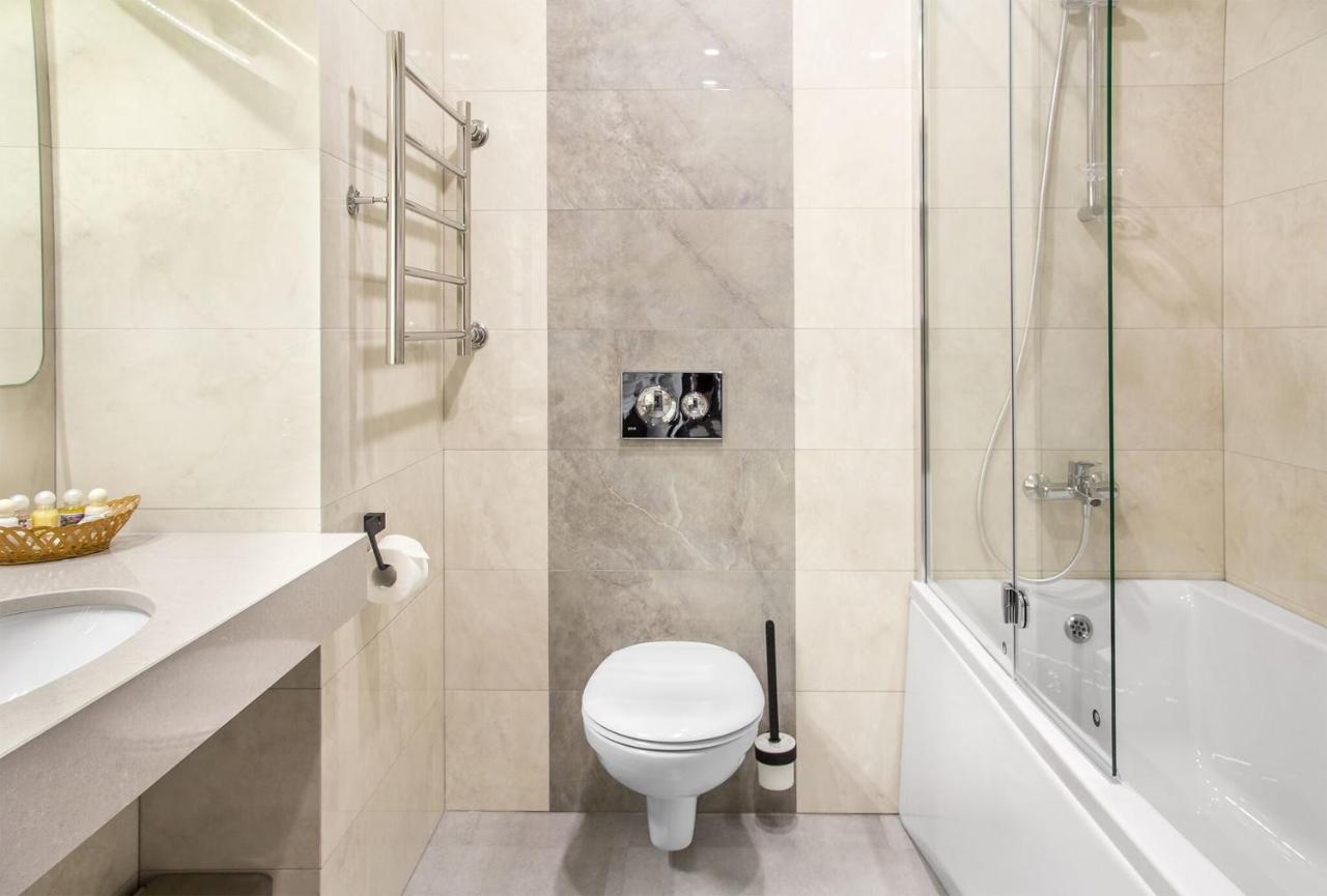 Willing Hotel Minsk Buitenkant foto