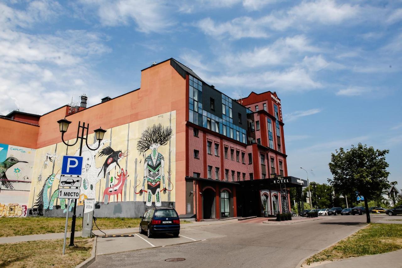 Willing Hotel Minsk Buitenkant foto