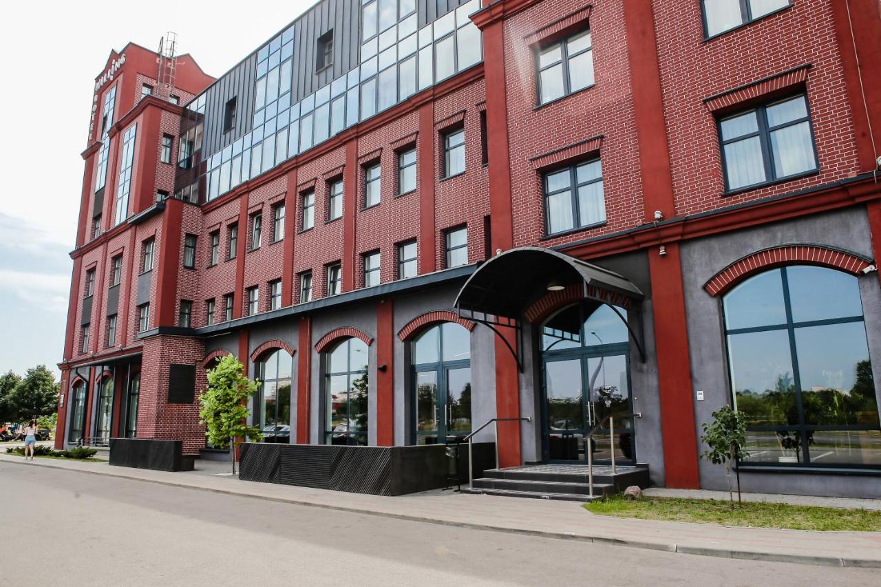 Willing Hotel Minsk Buitenkant foto