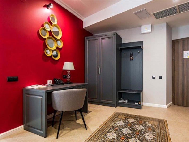 Willing Hotel Minsk Buitenkant foto